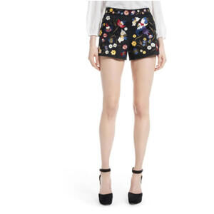 Alice + Olivia Marisa embroidered shorts, NWOT, size 2, Retail $350.00